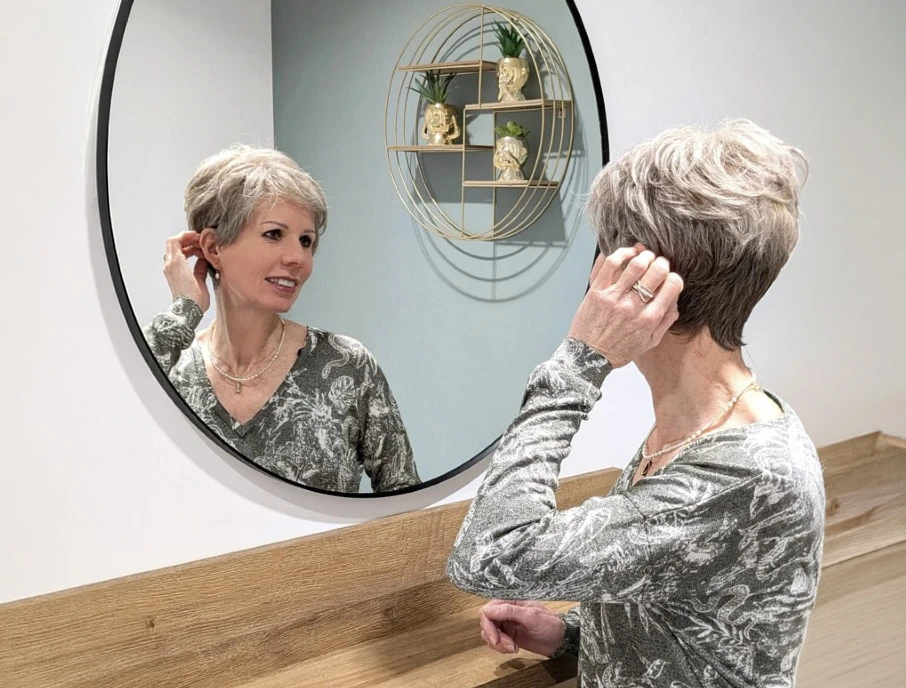 Intérieur de salon de coiffure professionnel