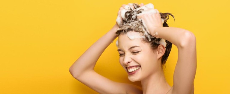 Shampoings capillaires : une formule pour chaque problématique